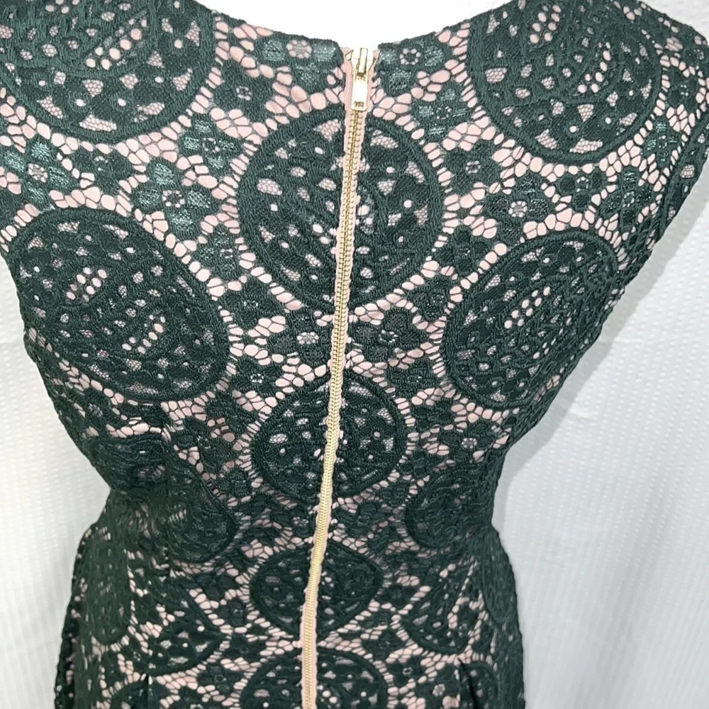 Danny and Nicole Green Crochet Lace A-Line Dress with Pink Underlay - Size 8
